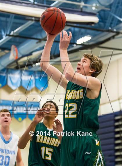 Thumbnail 3 in Wakefield @ Yorktown photogallery.
