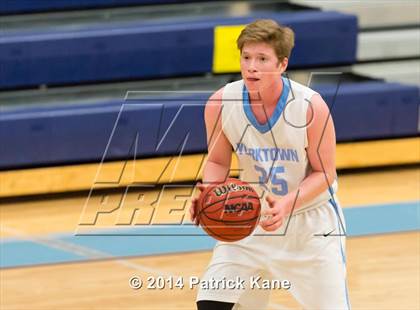 Thumbnail 1 in Wakefield @ Yorktown photogallery.