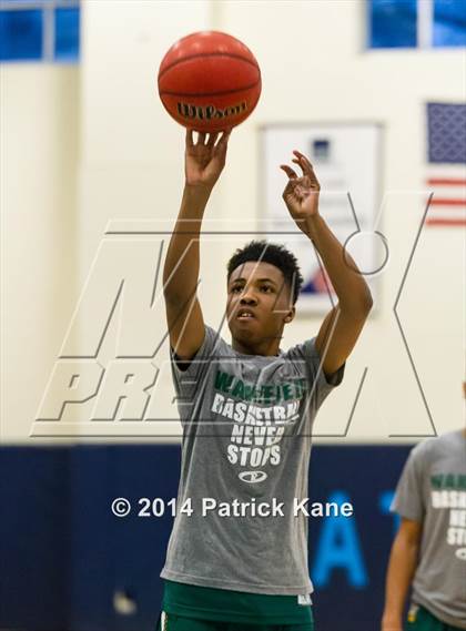 Thumbnail 3 in Wakefield @ Yorktown photogallery.