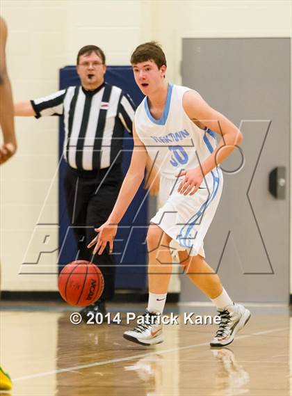 Thumbnail 3 in Wakefield @ Yorktown photogallery.