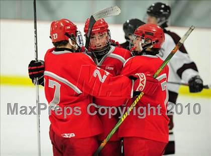 Thumbnail 1 in Conard @ North Haven photogallery.