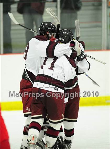 Thumbnail 1 in Conard @ North Haven photogallery.