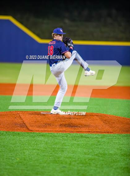 Thumbnail 3 in Oxford vs Lewisburg  (MHSAA 6A Round 3) photogallery.