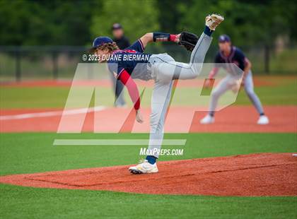 Thumbnail 2 in Oxford vs Lewisburg  (MHSAA 6A Round 3) photogallery.
