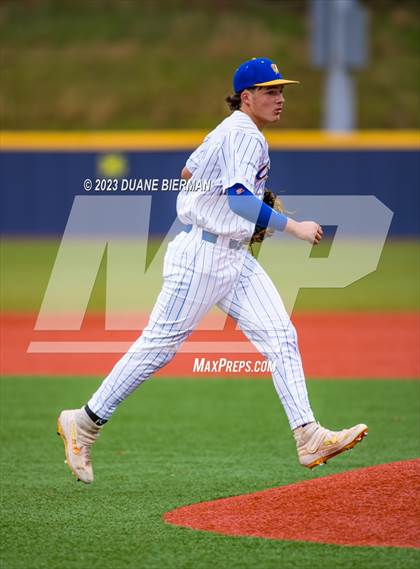 Thumbnail 3 in Oxford vs Lewisburg  (MHSAA 6A Round 3) photogallery.