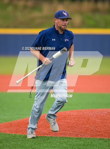 Thumbnail 1 in Oxford vs Lewisburg  (MHSAA 6A Round 3) photogallery.