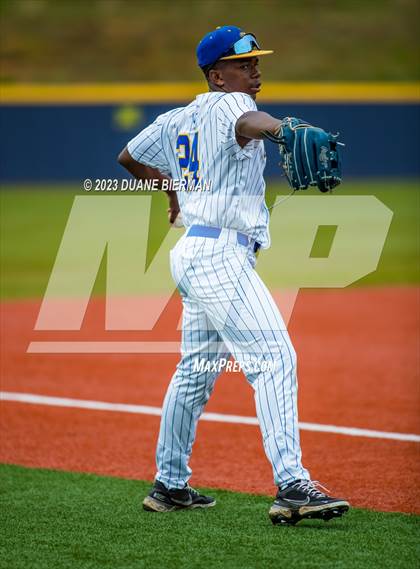Thumbnail 3 in Oxford vs Lewisburg  (MHSAA 6A Round 3) photogallery.