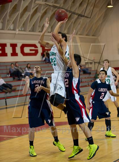 Thumbnail 3 in Tehachapi vs. Liberty photogallery.