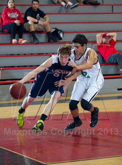 Thumbnail 2 in Tehachapi vs. Liberty photogallery.