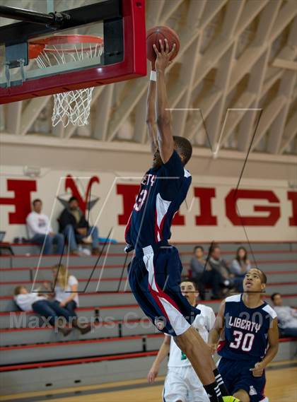 Thumbnail 3 in Tehachapi vs. Liberty photogallery.