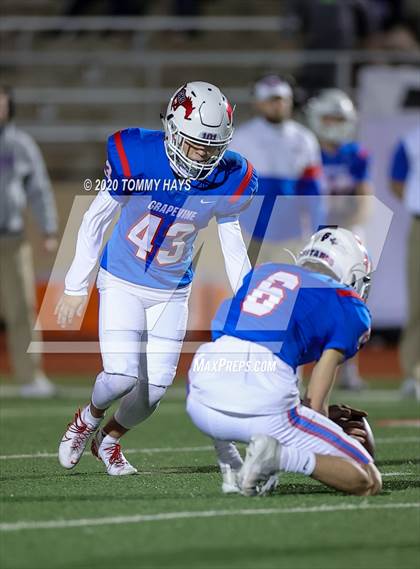 Thumbnail 2 in Grapevine vs. Wylie (UIL Class 5A Division 2 Bi-District Playoff) photogallery.