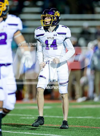 Thumbnail 1 in Grapevine vs. Wylie (UIL Class 5A Division 2 Bi-District Playoff) photogallery.
