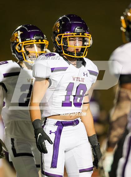Thumbnail 2 in Grapevine vs. Wylie (UIL Class 5A Division 2 Bi-District Playoff) photogallery.