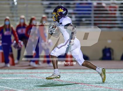 Thumbnail 1 in Grapevine vs. Wylie (UIL Class 5A Division 2 Bi-District Playoff) photogallery.