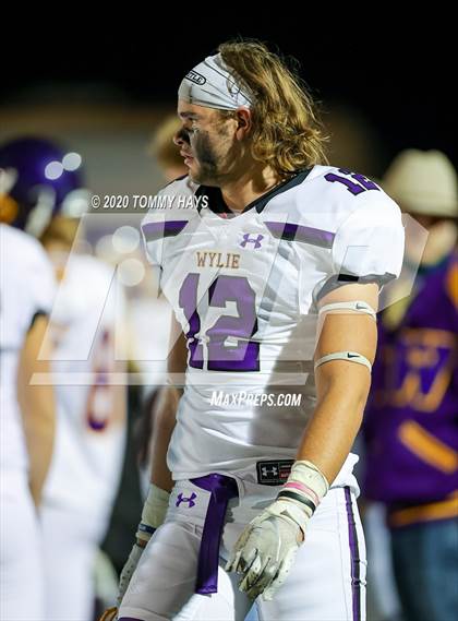 Thumbnail 1 in Grapevine vs. Wylie (UIL Class 5A Division 2 Bi-District Playoff) photogallery.