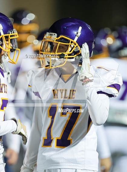 Thumbnail 2 in Grapevine vs. Wylie (UIL Class 5A Division 2 Bi-District Playoff) photogallery.