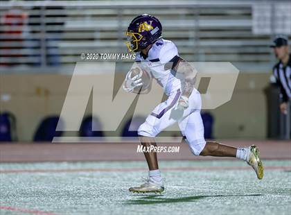 Thumbnail 3 in Grapevine vs. Wylie (UIL Class 5A Division 2 Bi-District Playoff) photogallery.
