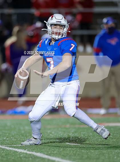 Thumbnail 2 in Grapevine vs. Wylie (UIL Class 5A Division 2 Bi-District Playoff) photogallery.