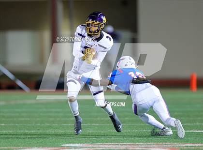 Thumbnail 3 in Grapevine vs. Wylie (UIL Class 5A Division 2 Bi-District Playoff) photogallery.