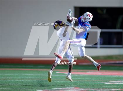 Thumbnail 1 in Grapevine vs. Wylie (UIL Class 5A Division 2 Bi-District Playoff) photogallery.