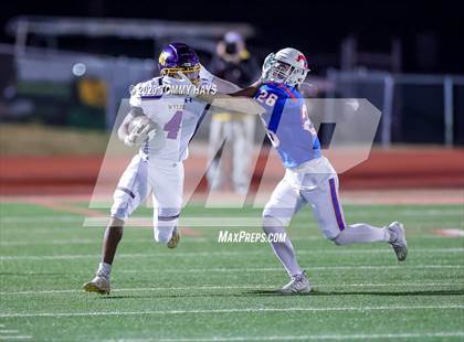Thumbnail 3 in Grapevine vs. Wylie (UIL Class 5A Division 2 Bi-District Playoff) photogallery.