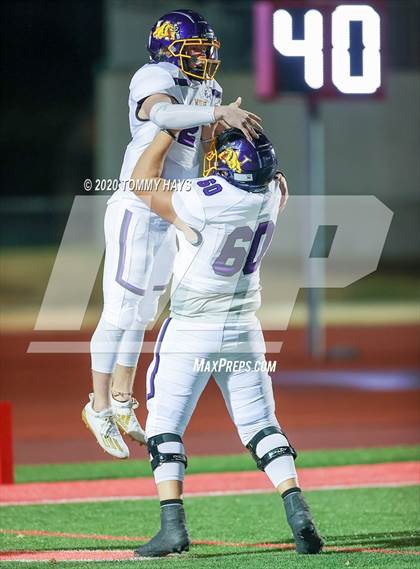 Thumbnail 2 in Grapevine vs. Wylie (UIL Class 5A Division 2 Bi-District Playoff) photogallery.