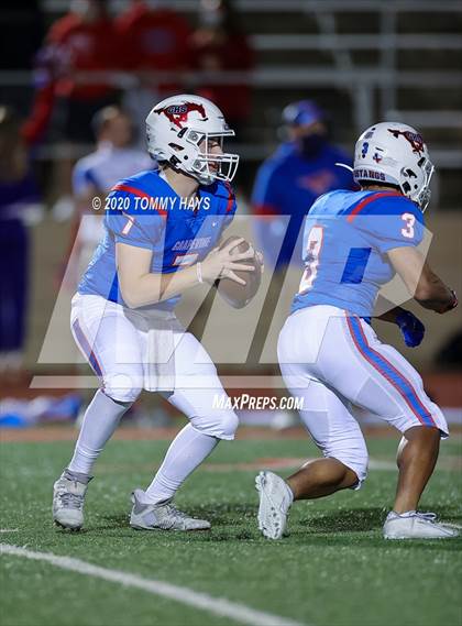 Thumbnail 2 in Grapevine vs. Wylie (UIL Class 5A Division 2 Bi-District Playoff) photogallery.