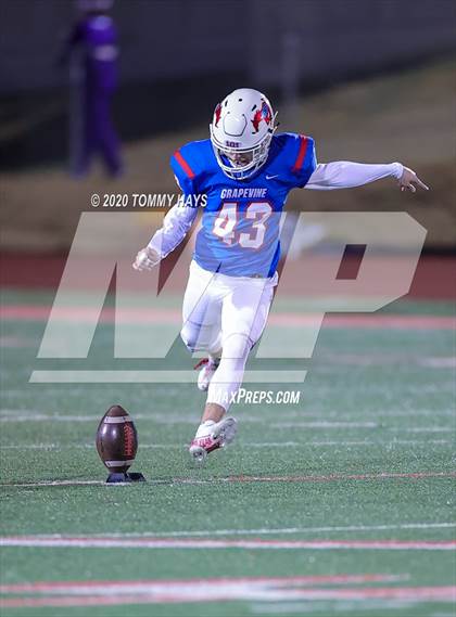 Thumbnail 1 in Grapevine vs. Wylie (UIL Class 5A Division 2 Bi-District Playoff) photogallery.