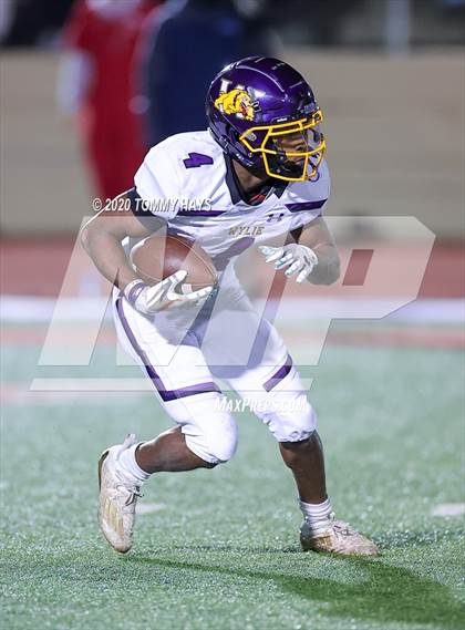Thumbnail 2 in Grapevine vs. Wylie (UIL Class 5A Division 2 Bi-District Playoff) photogallery.