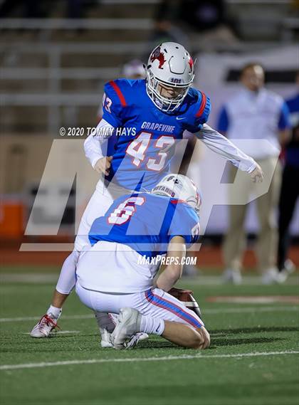 Thumbnail 2 in Grapevine vs. Wylie (UIL Class 5A Division 2 Bi-District Playoff) photogallery.