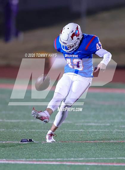 Thumbnail 3 in Grapevine vs. Wylie (UIL Class 5A Division 2 Bi-District Playoff) photogallery.