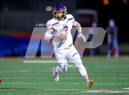 Thumbnail 3 in Grapevine vs. Wylie (UIL Class 5A Division 2 Bi-District Playoff) photogallery.