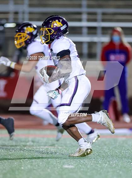 Thumbnail 1 in Grapevine vs. Wylie (UIL Class 5A Division 2 Bi-District Playoff) photogallery.