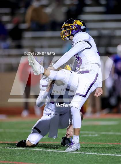 Thumbnail 1 in Grapevine vs. Wylie (UIL Class 5A Division 2 Bi-District Playoff) photogallery.
