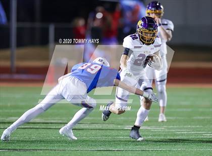 Thumbnail 3 in Grapevine vs. Wylie (UIL Class 5A Division 2 Bi-District Playoff) photogallery.