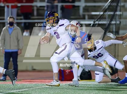 Thumbnail 3 in Grapevine vs. Wylie (UIL Class 5A Division 2 Bi-District Playoff) photogallery.
