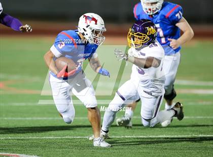 Thumbnail 2 in Grapevine vs. Wylie (UIL Class 5A Division 2 Bi-District Playoff) photogallery.