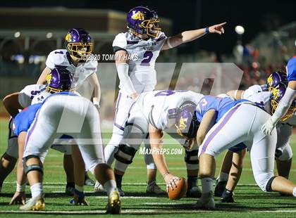 Thumbnail 1 in Grapevine vs. Wylie (UIL Class 5A Division 2 Bi-District Playoff) photogallery.
