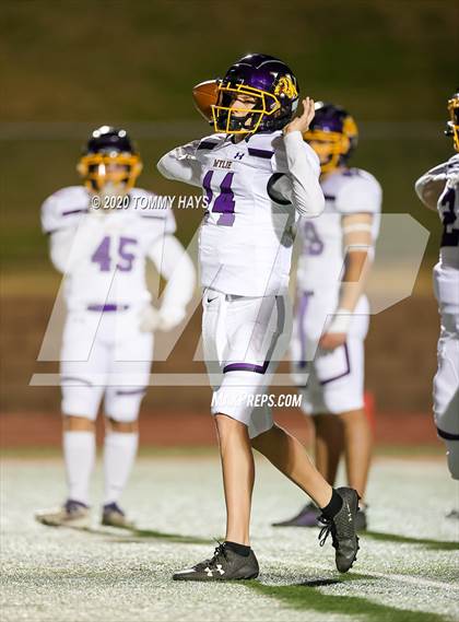 Thumbnail 3 in Grapevine vs. Wylie (UIL Class 5A Division 2 Bi-District Playoff) photogallery.