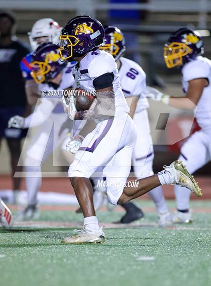 Thumbnail 2 in Grapevine vs. Wylie (UIL Class 5A Division 2 Bi-District Playoff) photogallery.