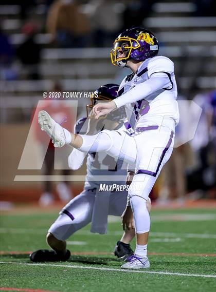Thumbnail 2 in Grapevine vs. Wylie (UIL Class 5A Division 2 Bi-District Playoff) photogallery.