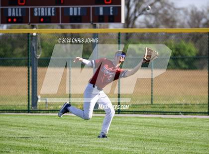 Thumbnail 2 in Gibault Catholic @ Belleville West photogallery.