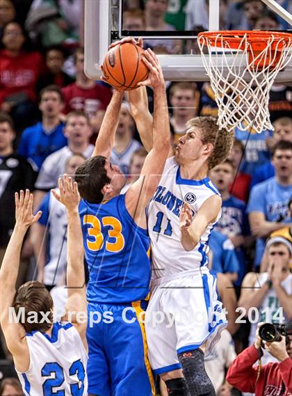 Thumbnail 2 in Newport Central Catholic vs Covington Catholic (KHSAA Ninth Region Final)  photogallery.