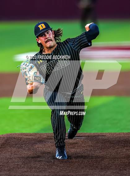 Thumbnail 1 in Denison @ Sherman photogallery.