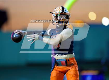 Thumbnail 1 in West @ Pilot Point (UIL 3A D1 Football Bi-District) photogallery.