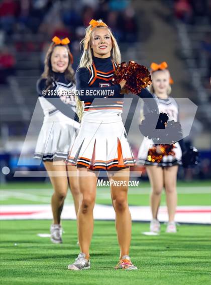 Thumbnail 3 in West @ Pilot Point (UIL 3A D1 Football Bi-District) photogallery.