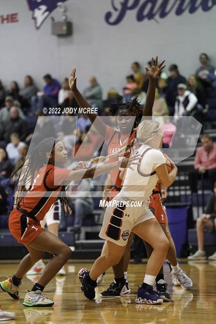 Thumbnail 2 in Independence @ Lewisburg photogallery.