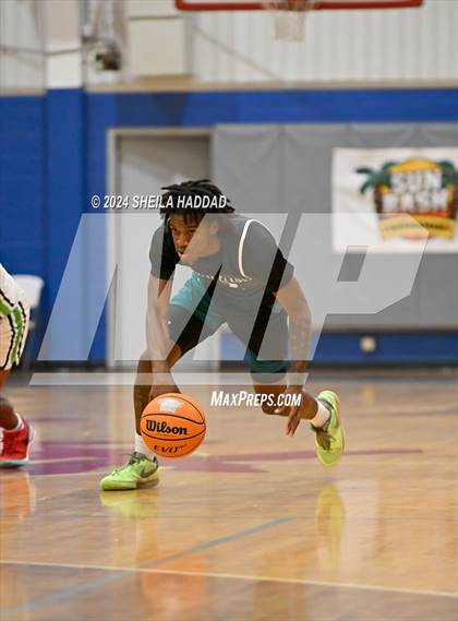 Thumbnail 1 in Coral Glades vs Green Level (Sun Bash Tampa) photogallery.