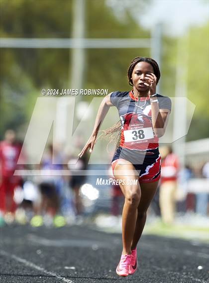 Thumbnail 2 in Lewis James Invitational (100 Meter) photogallery.