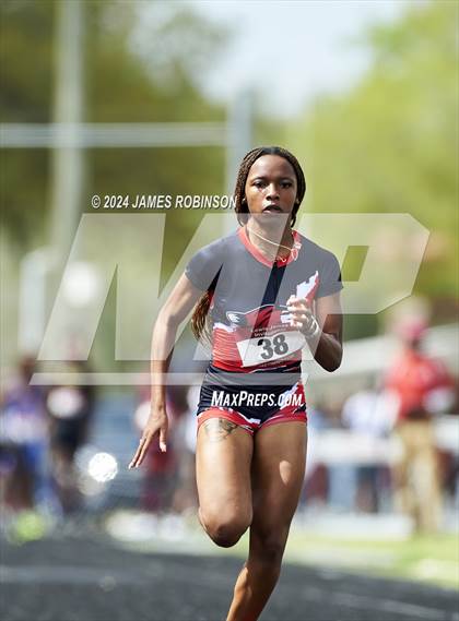 Thumbnail 3 in Lewis James Invitational (100 Meter) photogallery.
